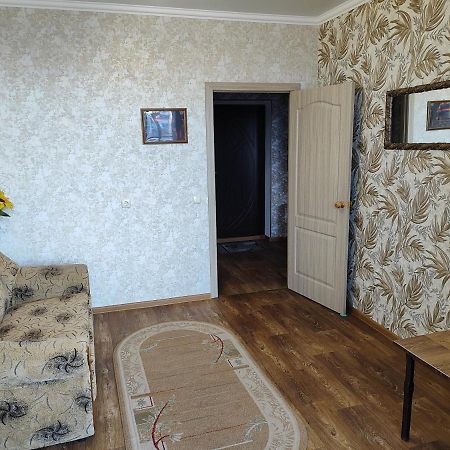 Новобудова Центр Либiдь Плаза Apartment คเมลไนป์สกาเย ภายนอก รูปภาพ